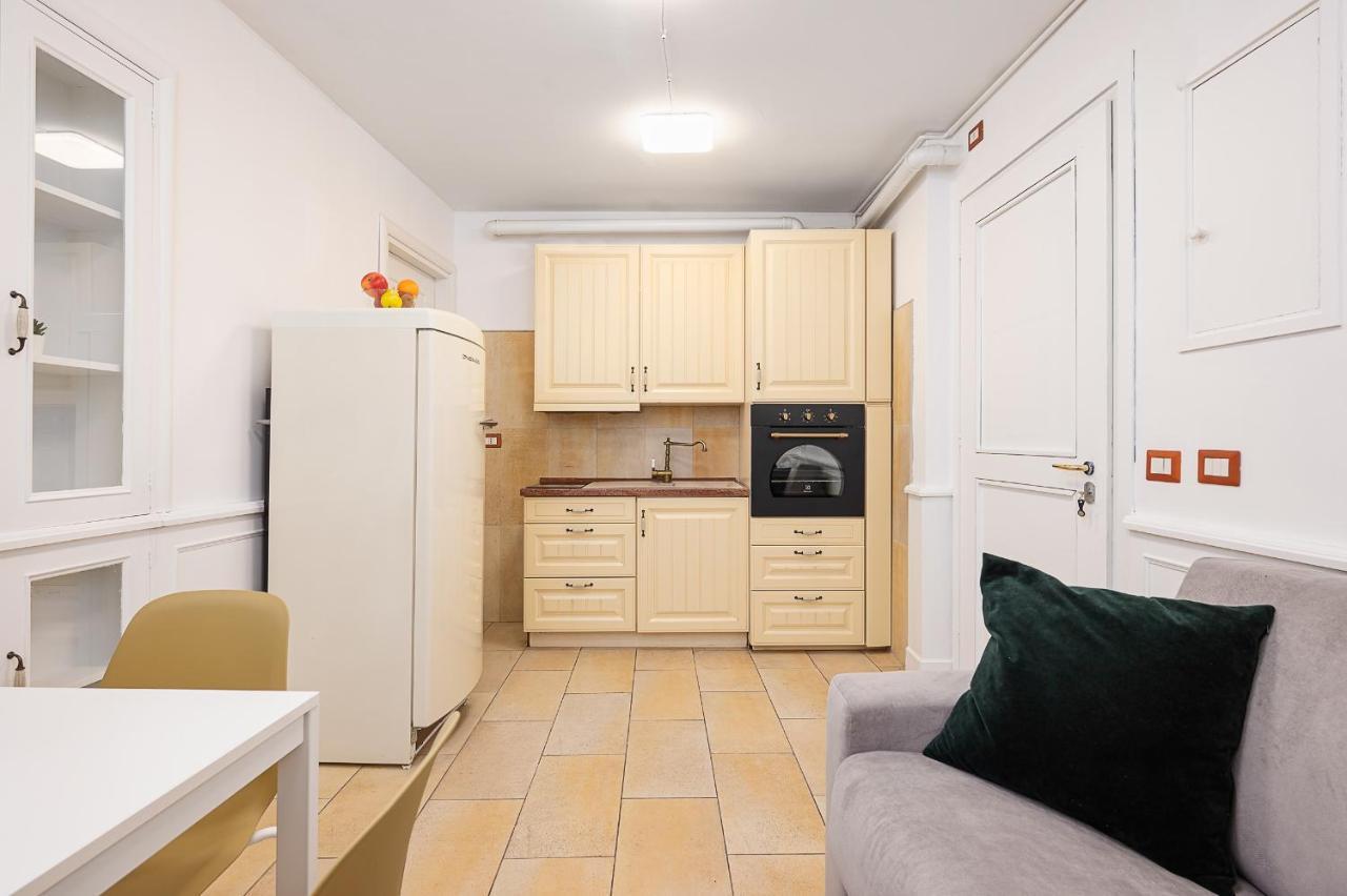 Italianway - Disciplini 4 Lägenhet Milano Exteriör bild